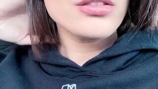 Casey Calvert onlyfans Chubby brunette