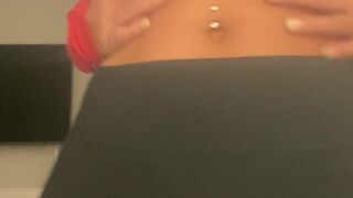 Allison Parker onlyfans  cam girl  masturbates shaved vagina