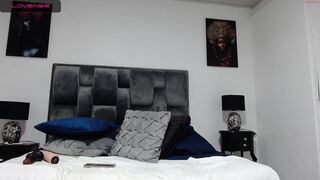 khloe_and_jhonny charming takes off the dress