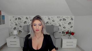 i_am_sarahxxx skillful