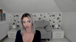 i_am_sarahxxx mature skillful slut