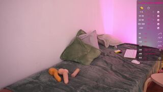 emiliajovial Exciting striptease