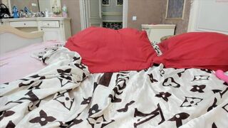 kammito depraved women masturbate