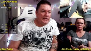 thedarksideoflive fucks herself in front of the webcam