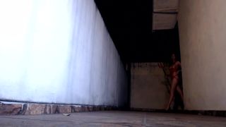 Misssweetteen cutie erotically twisting her ass