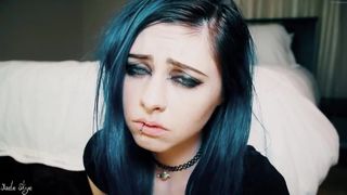 JadeSkye dancing naked and pulling pussy