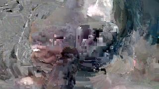 Sarah Rae A woman with a wide pelvis gets shaved cunt