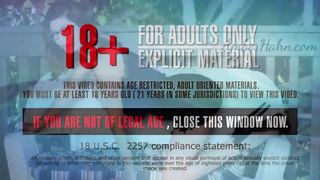 amberhahn A dolly shows her chest