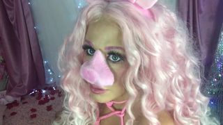 Pollyrocket_x Amazing babe jerking her shaved cunt