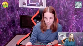 liacoy luxurious mare masturbates