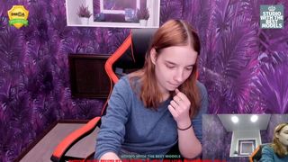 liacoy luxurious mare masturbates