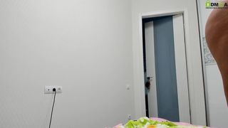 sweety_rinushka_ experienced woman paws lips sex