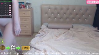 princess_sweety in the posture of a rider cool ends