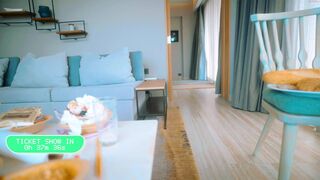 newchloe18 experienced trash hot fucks both slits