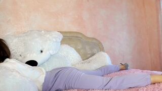 meryfoxxx naughty brunette is petting natural tits