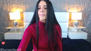 lucia__miller blonde babe bares her tits