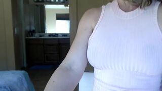 katsatease Cute brunette