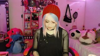 kao_chan alluring woman shows vulgar essence