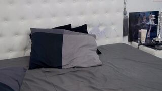 hottalina_ glamor bitch fuck both slits