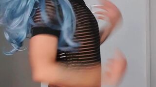 Brooke Spearz blonde takes off her stockings and daubs