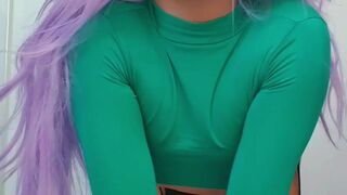 Brooke Spearz adult skin masturbates with fingers