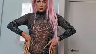 Brooke Spearz experienced beads