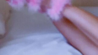 Alice Marques  Obstinate woman