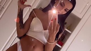 iammery   mama is cumming heavily