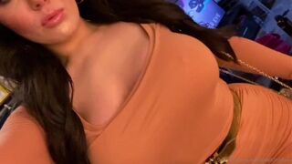 Scarlett_Jones Perfect mare