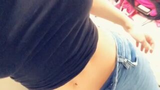 Sasha Hevyn luxurious slut fingering cunt