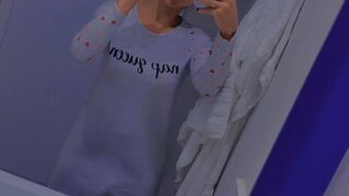 Yasmim Dornelle adult bitch gently caresses vagina