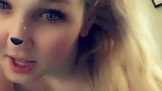 Chelsea Marie aka xxxchelseamarie slutty bitch having fun with a rubber dick