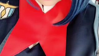 MV_Crush Obstinate woman