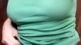 Luna_raise beautiful lady shows gorgeous body