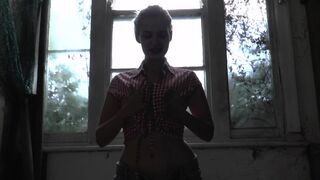 ManyVids.com Bad_Dolly Cute mare