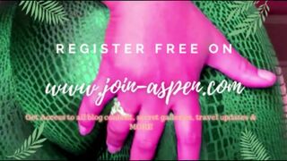 Queen Black Mamba lush harlot jerks off a broken vagina