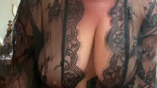 Nita_Marie cute passion relish swallows dildo