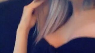 Kendall Vuitton   two naked beauties in free chat