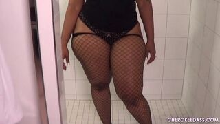 Cherokee D Ass blonde girl fucks with sex toy