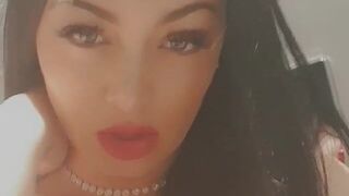 Busty Klara 24 January 2021