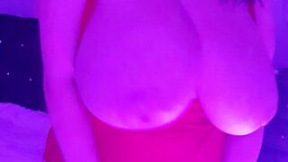 Busty Klara fingering her asshole