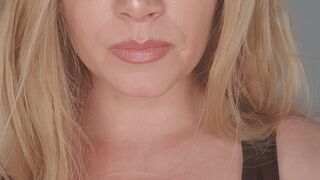 Busty Klara burning leggy babe pulls clit