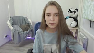 littlebabu01 hot slut fingering himself