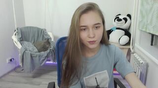 littlebabu01 shy slut pulls juicy cunt