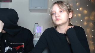 lilkrystal amazing babe jerking her shaved cunt