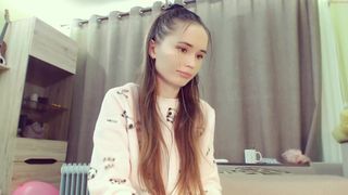 glassi hot prostitute poses in shorts