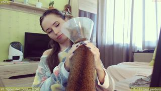 glassi rubs and fucks her pussy