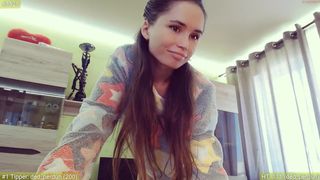 glassi rubs and fucks her pussy