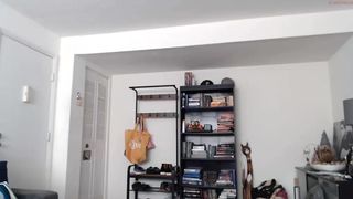 deviantill exquisite slut fucks himself dildo