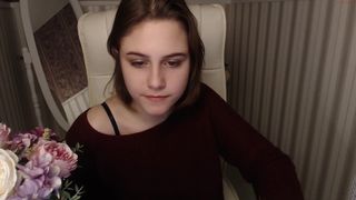 coyeva lustful lady sucks dick